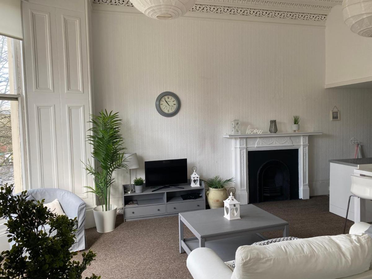 Captivating Apartment In Glasgow Westend Uk Экстерьер фото
